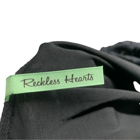 Black Lace Long sleeves Ruched Crop Top Off Shoulder - Picture 6 of 6